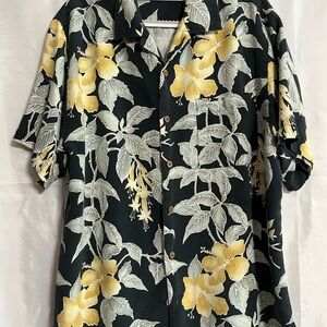 Tommy Bahama Black and Yellow Casual Button Down Shirt